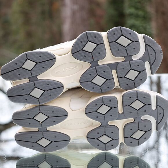 New Balance 9060 Sea Salt White - Picture 14 of 14